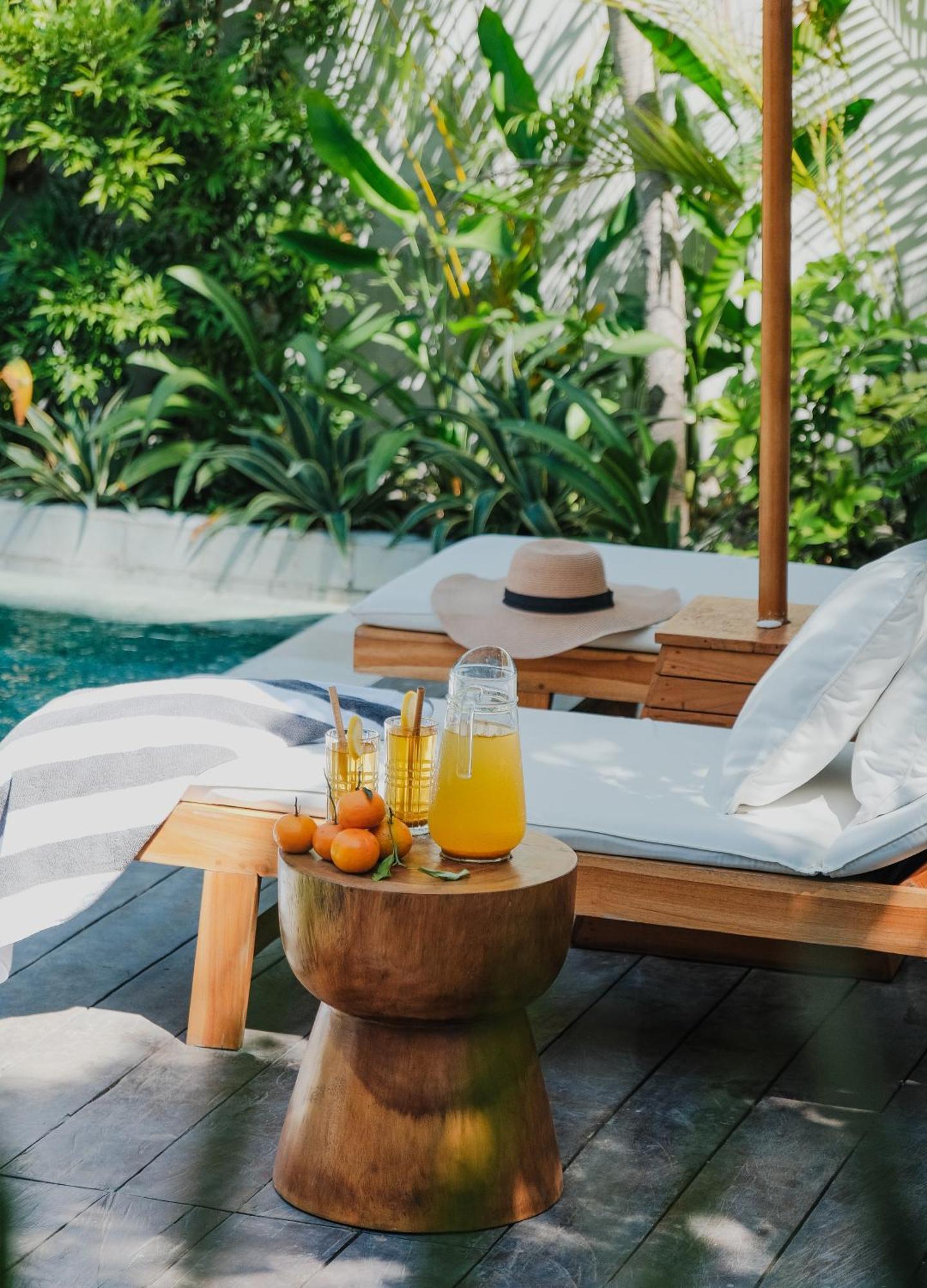 Loop Villas Kuta  Exterior photo